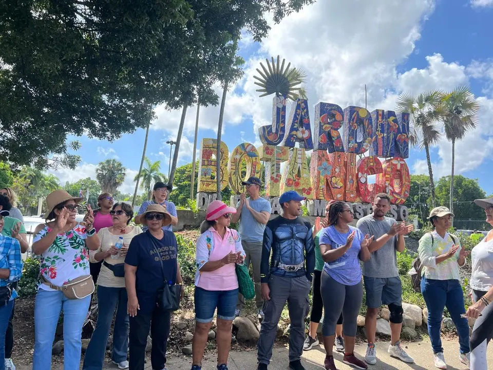 CADENA HUMANA JARDIN BOTANICO