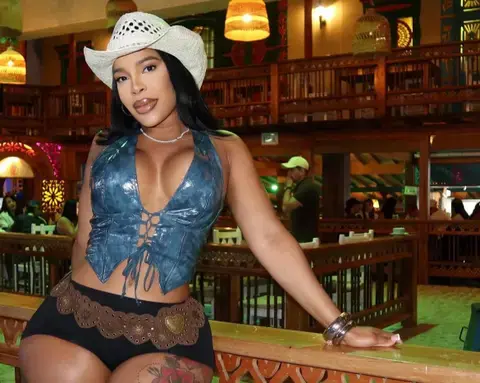 Ariela "La Langosta" l Imagen externa