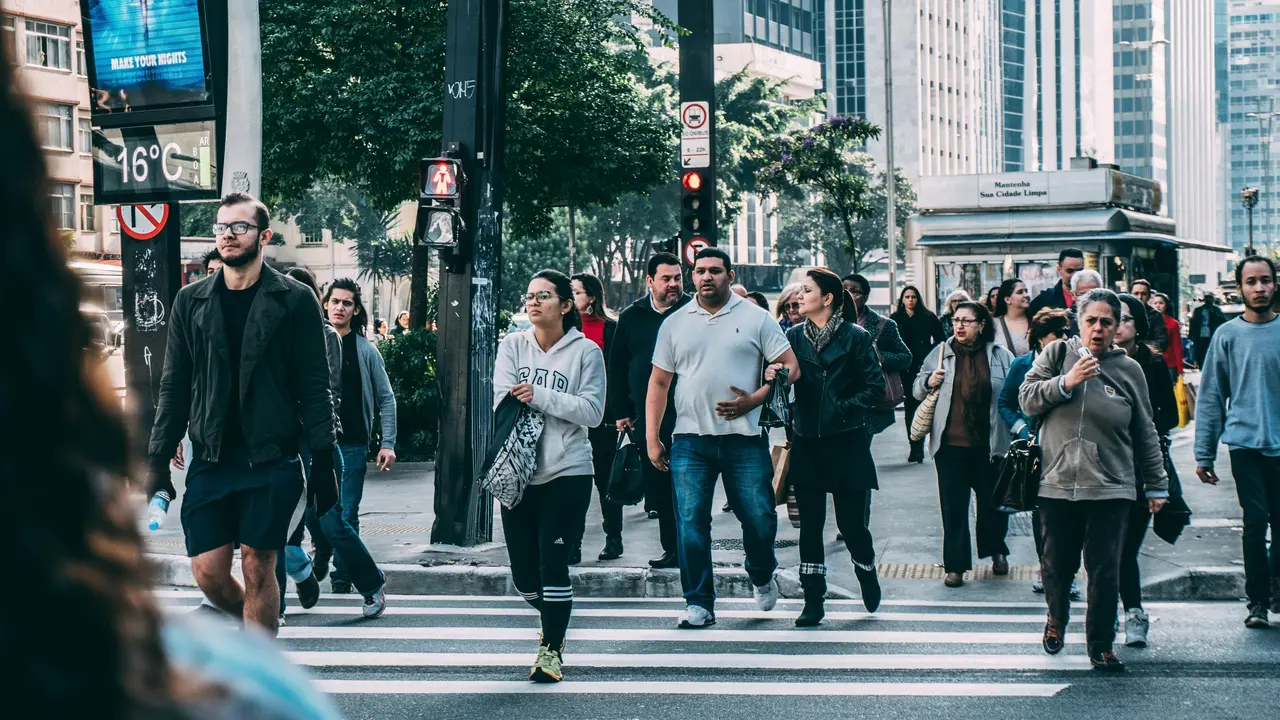 Mujeres viven m&aacute;s que los hombres en EE.UU., seg&uacute;n datos recientes de salud