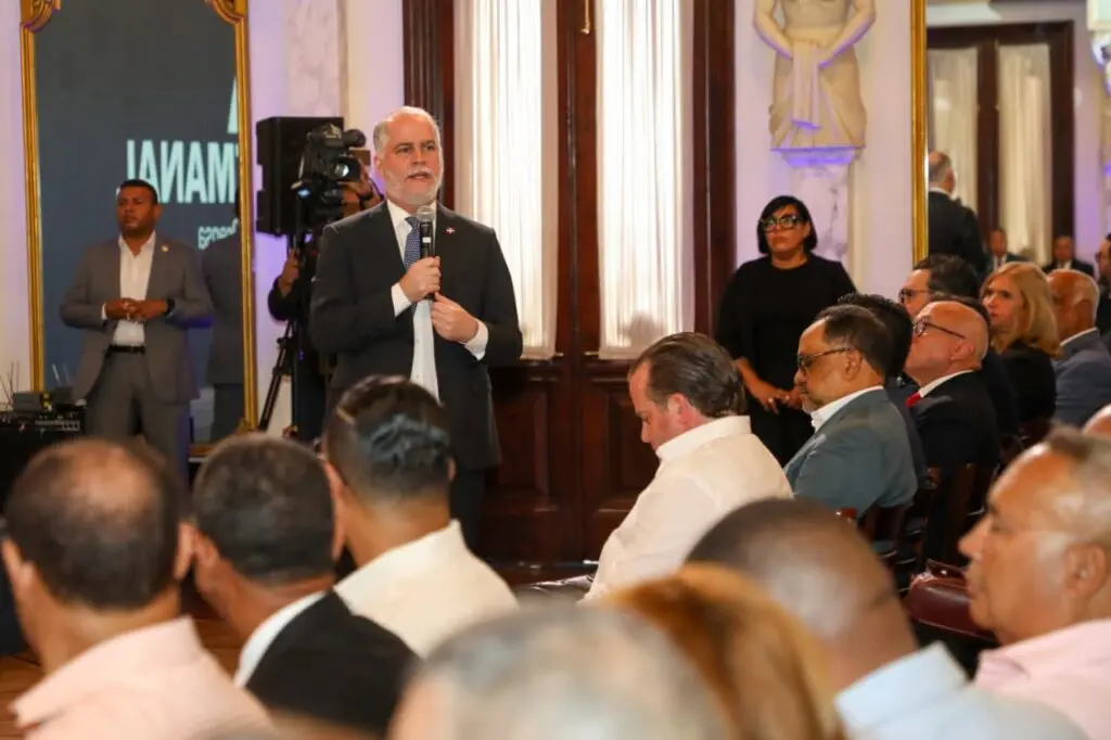 Superintendencia de Bancos aconseja usar tarjetas de cr&eacute;dito en emergencias