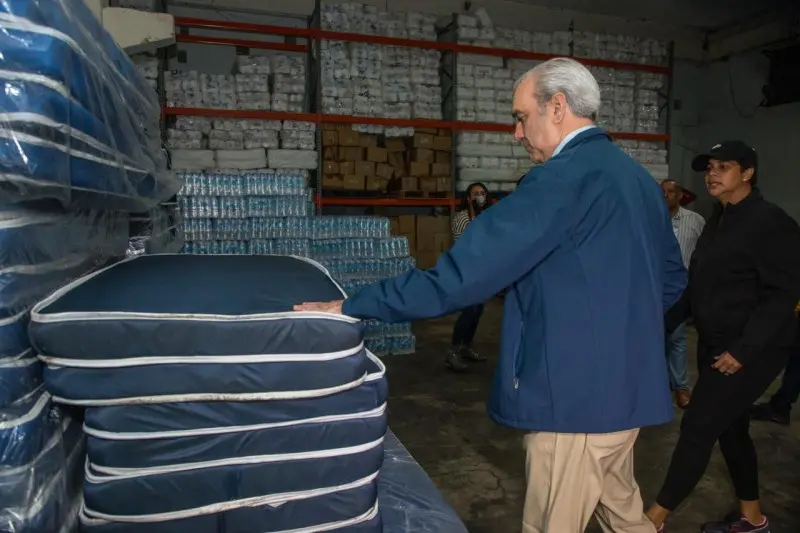 Presidente Abinader supervisa trabajo del Plan Social y preparativos para dar asistencia a zonas afectadas por las lluvias