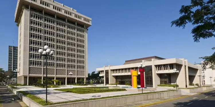 Edificio del Banco Central de la Rep&uacute;blica Dominicana, instituci&oacute;n que regula la pol&iacute;tica monetaria y cambiaria del pa&iacute;s. | FOTO EXTERNA