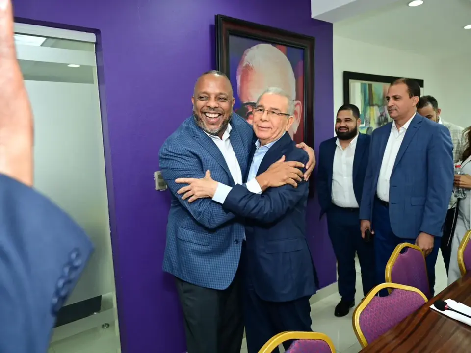 Luis Henr&iacute;quez asume el cargo de vicesecretario general del Partido de la Liberaci&oacute;n Dominicana | FOTO EXTERNA