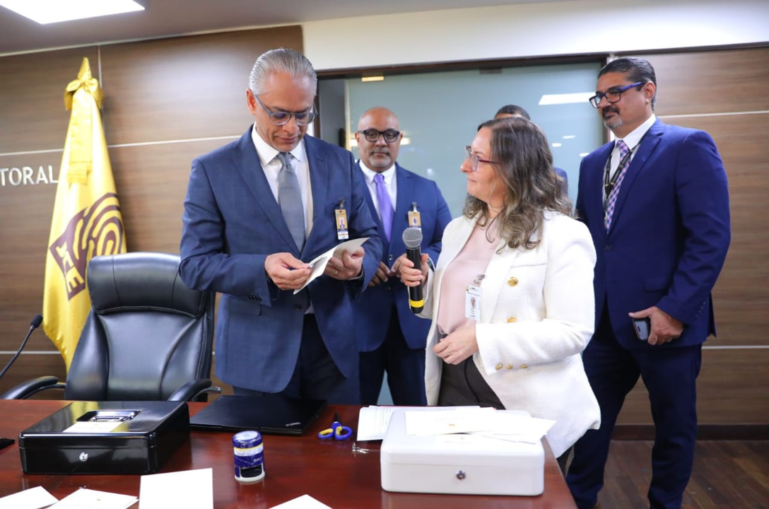 a JCE formaliza la creaci&oacute;n de la infraestructura criptogr&aacute;fica para la nueva c&eacute;dula dominicana. | FOTO EXTERNA