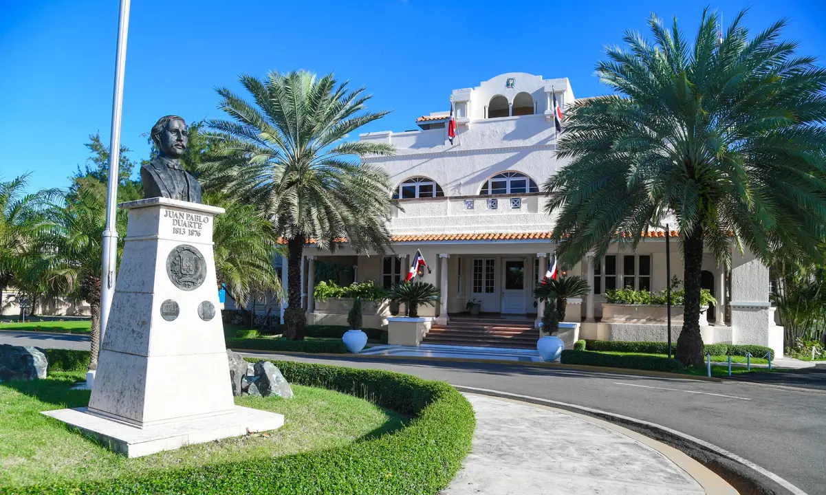 Fachada del Ministerio de Relaciones Exteriores (MIREX) en Santo Domingo | FOTO EXTERNA