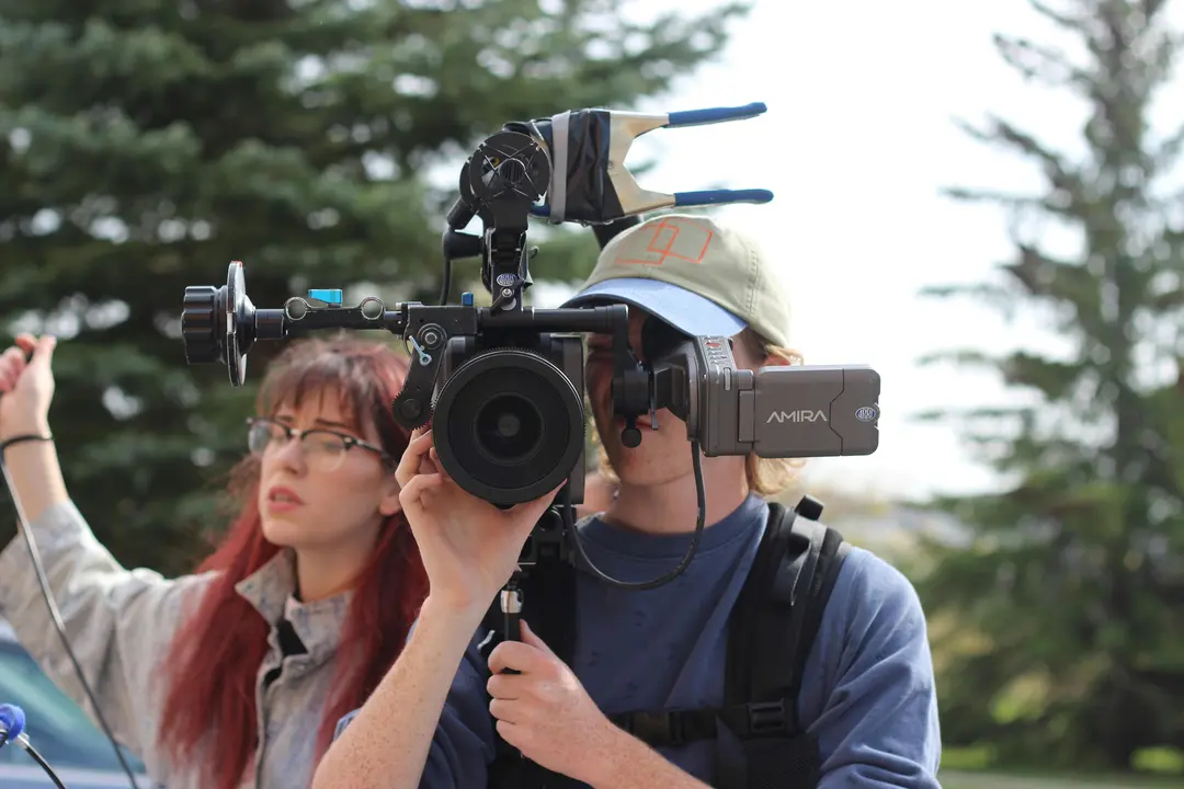 Su labor es esencial para documentar la realidad y servir como testigos visuales de la historia. | FOTO REFERENCIAL
