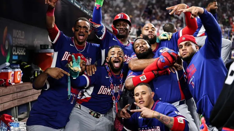 Jugadores de la selecci&oacute;n dominicana de b&eacute;isbol durante el encuentro. | FOTO EXTERNA