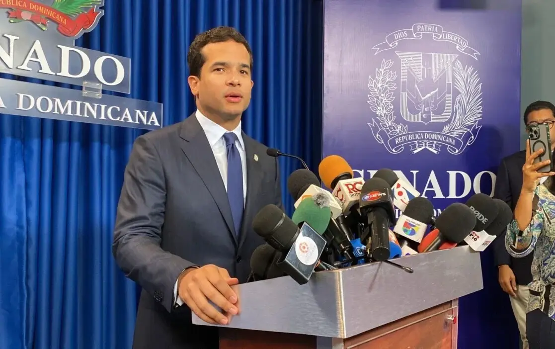Omar Fern&aacute;ndez, senador del Distrito Nacional. | FOTO EXTERNA
