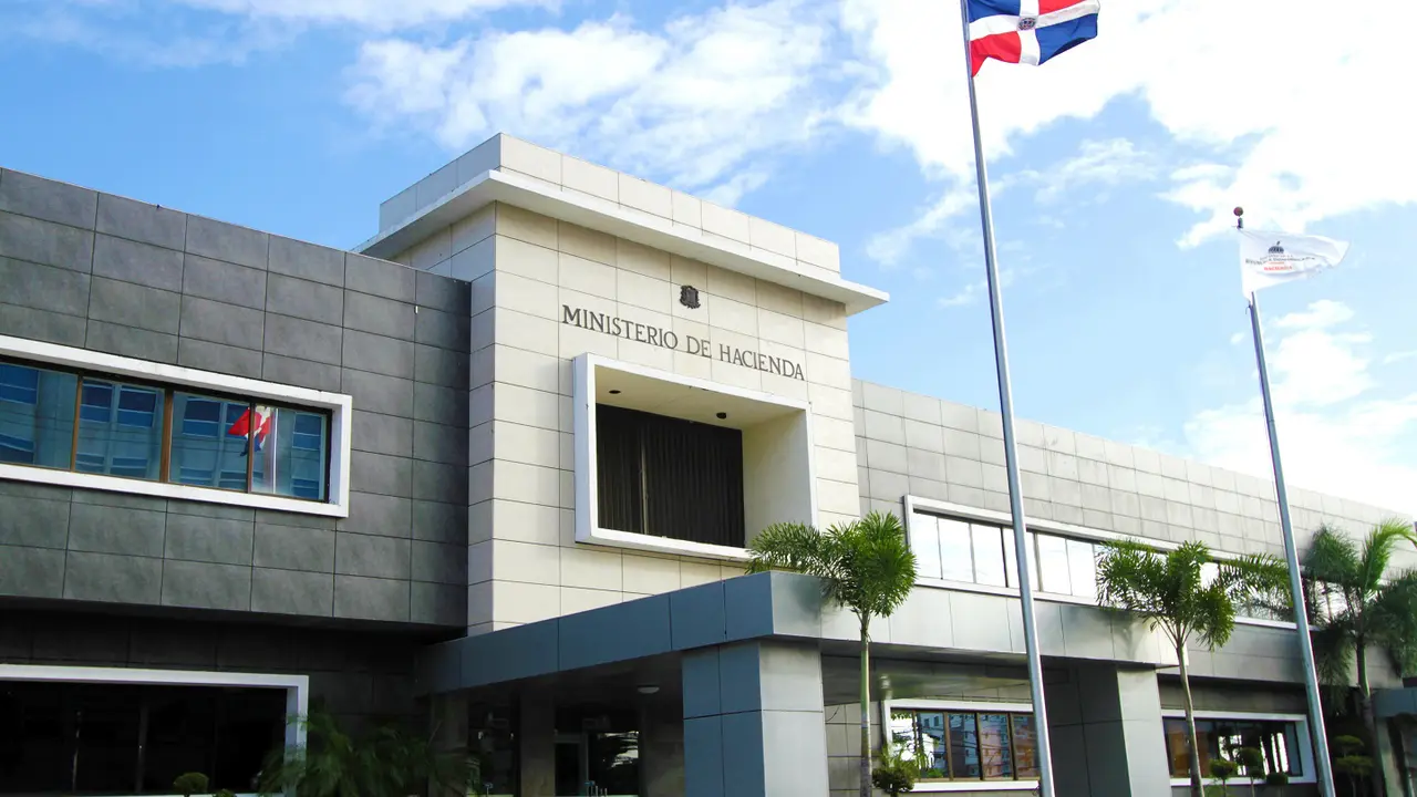 Fachada Ministerio de hacienda