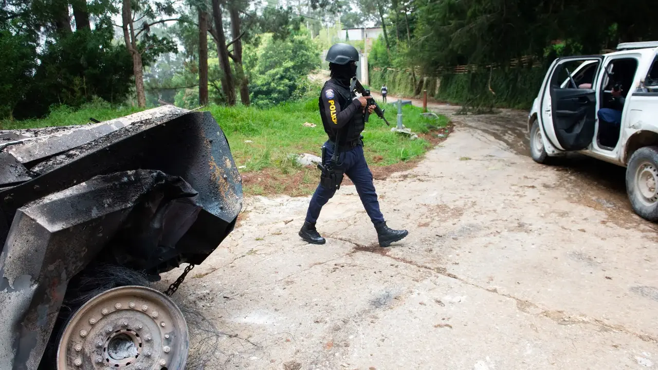 Explosi&oacute;n de dron en base policial de  Hait&iacute; (fuente: The New York Times)