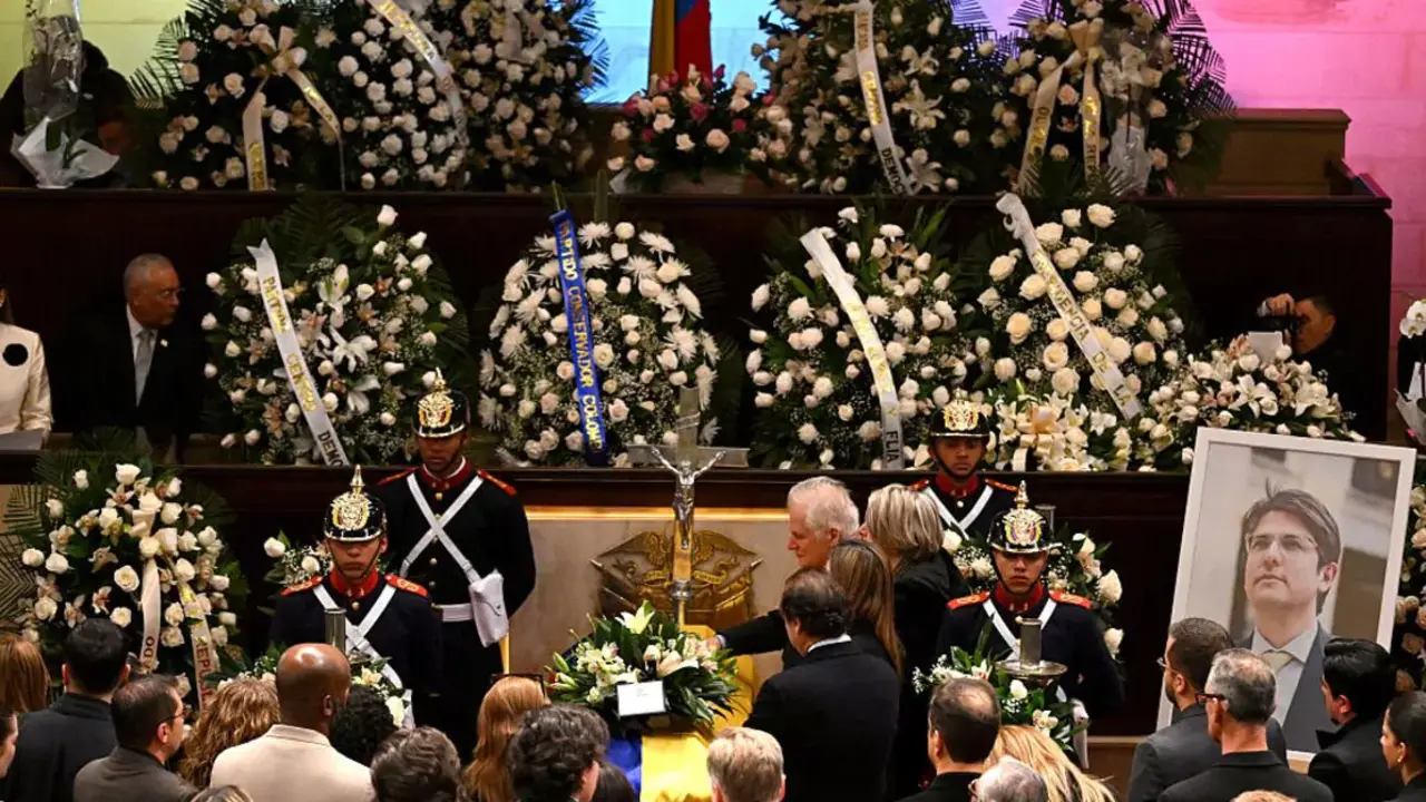 Funeral-de-Miguel-Uribe-Turbay