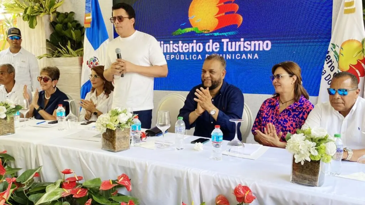 David Collado, ministro de turismo. Foto externa