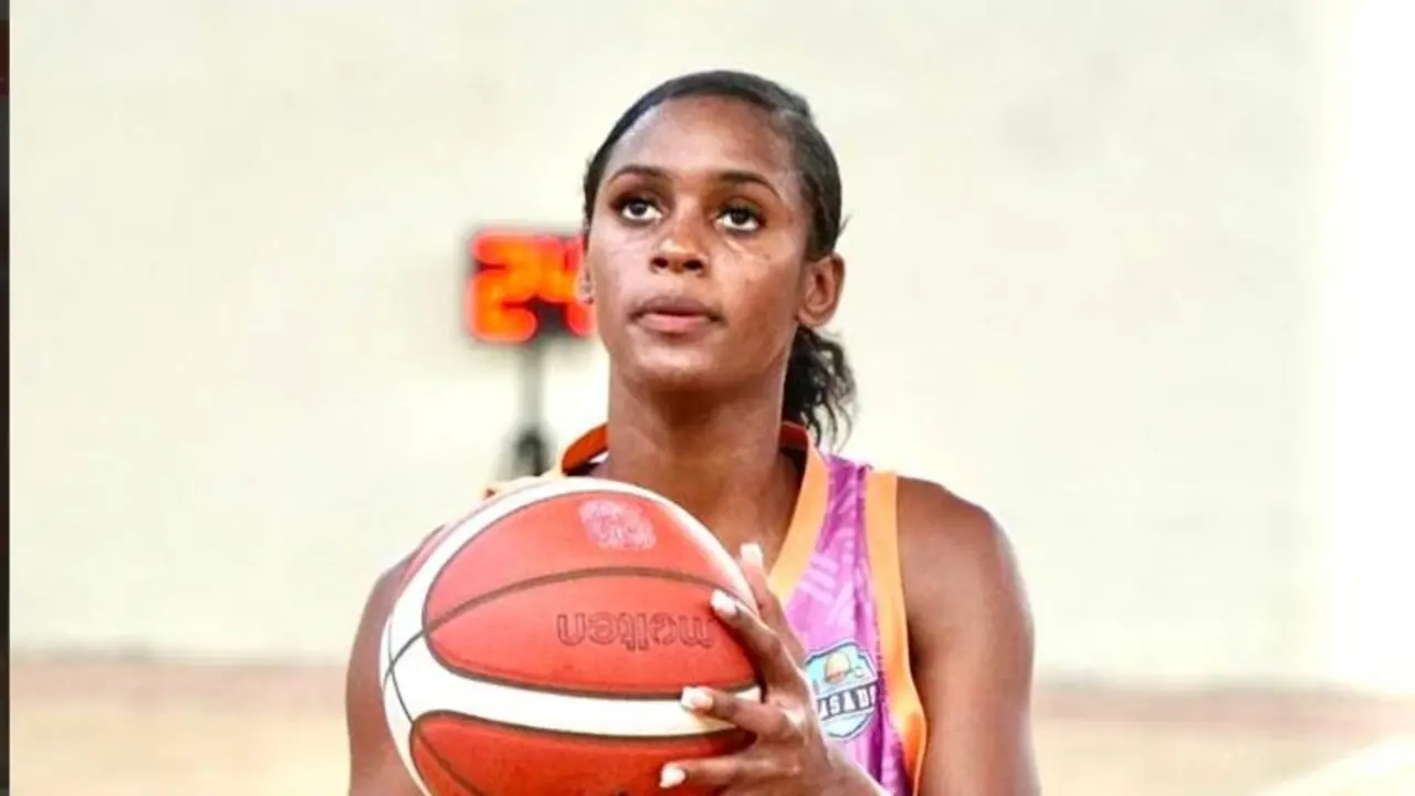 Club Calero derrota a Los Mina en inicio gran final TBS Femenino ABASADO