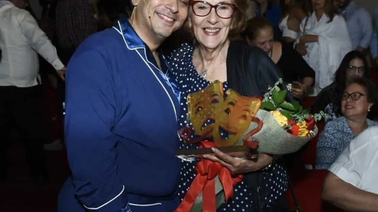 Josefina Gallart junto a su hijo Luis Jos&eacute; German