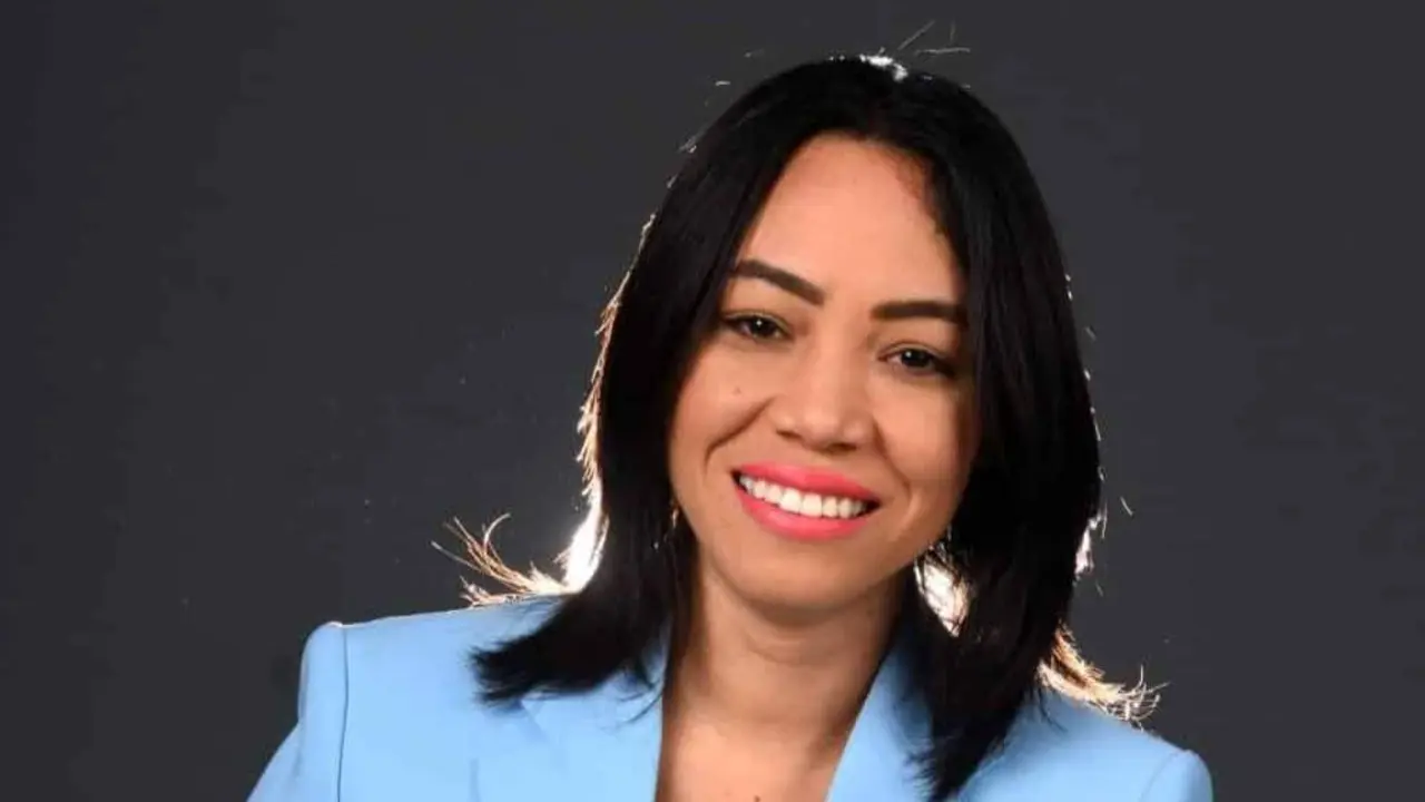 Cristal Acevedo, periodista y maestra, presidenta del Observatorio de Medios Digitales Dominicanos. FOTO EXTERNA