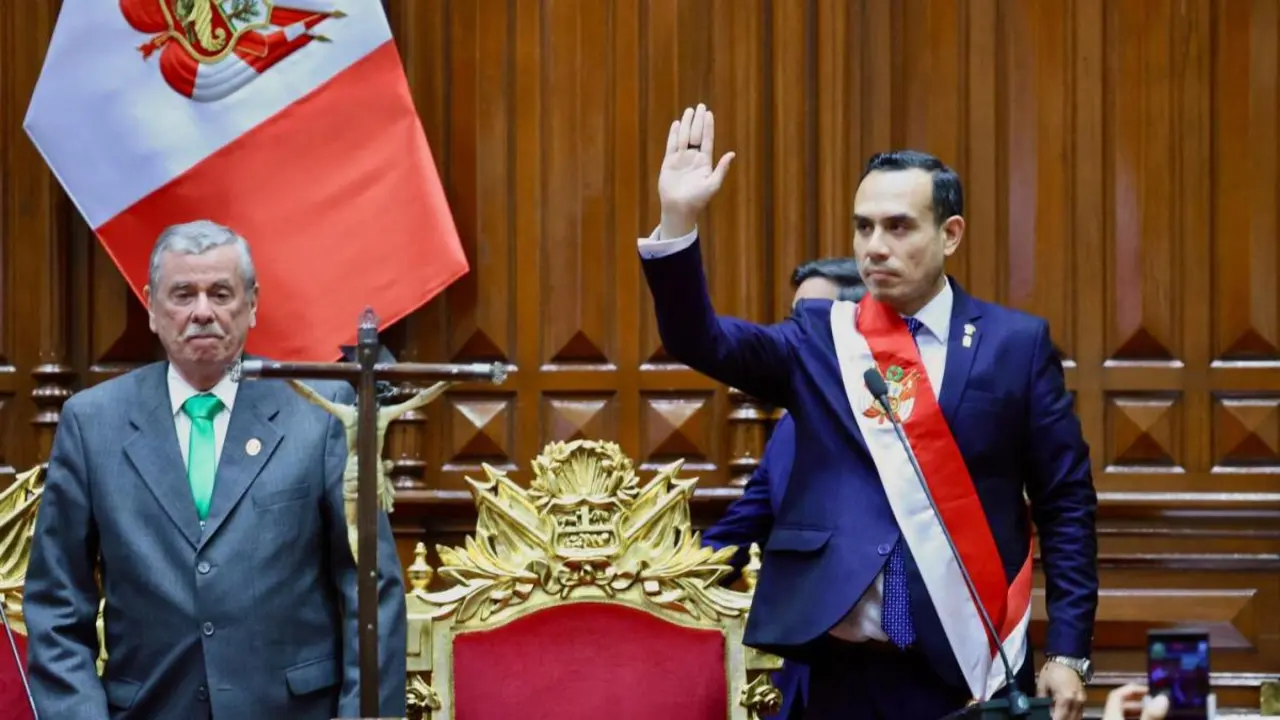 Jos&eacute; Jer&iacute; asume la presidencia interina de Per&uacute;