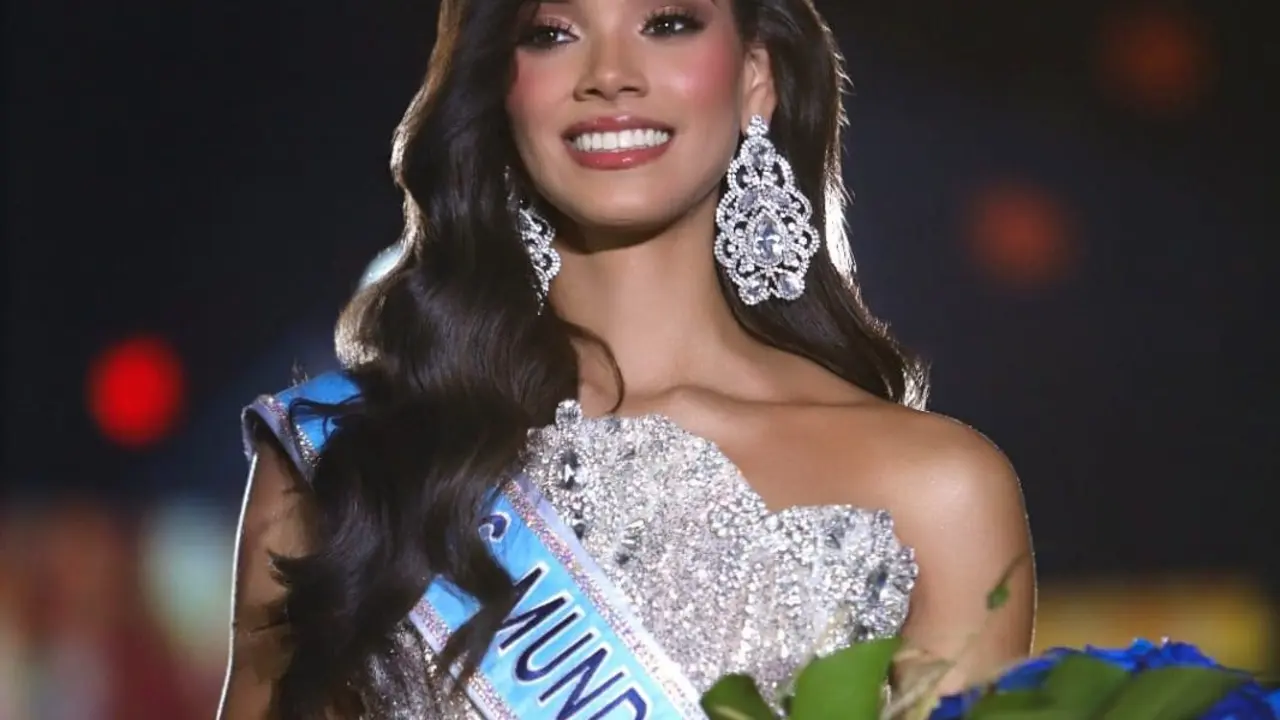 Joheirry Mola es coronada Miss Mundo Dominicana 2025 en Punta Cana