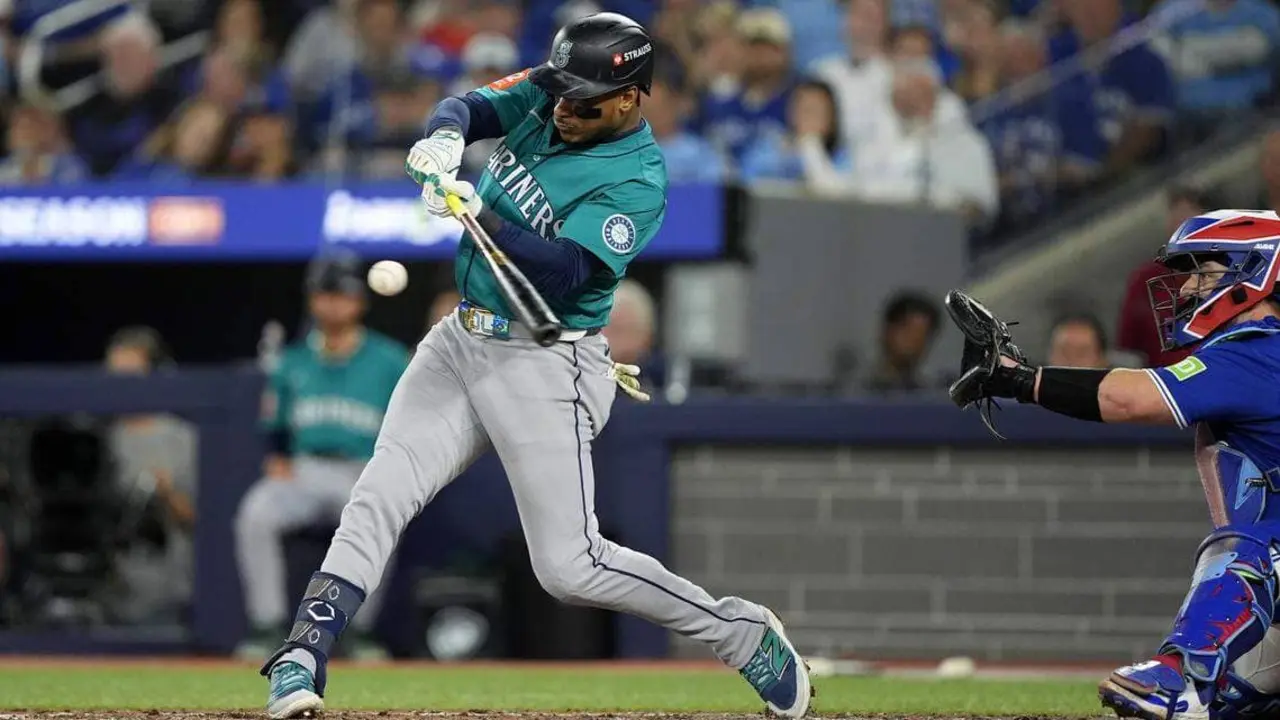Marineros de Seattle vencen 3-1 a los Azulejos en el inicio de la Serie de Campeonato