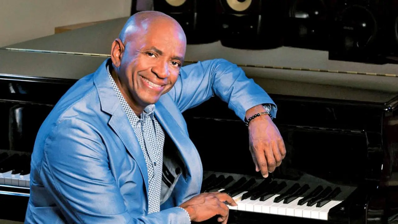 Sergio George aconseja a artistas dominicanos enfocarse en la buena m&uacute;sica