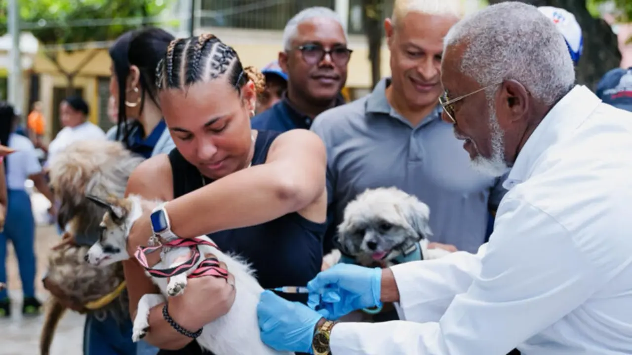 El operativo coordinado por Cecovez busca eliminar la rabia transmitida por perros antes de 2030 | FOTO EXTERNA