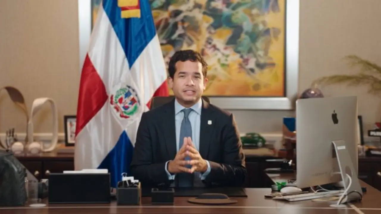 El senador detall&oacute; c&oacute;mo la falta de ajuste por inflaci&oacute;n afect&oacute; directamente el poder adquisitivo de cientos de miles de trabajadores dominicanos. | FOTO EXTERNA