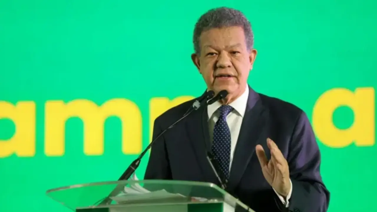 El expresidente Leonel Fern&aacute;ndez cuestion&oacute; la falta de mantenimiento en los acueductos del pa&iacute;s | FOTO EXTERNA