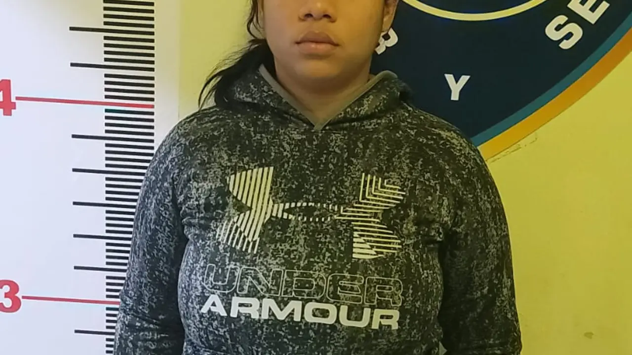 Ankelsy Valerio de Jes&uacute;s se entreg&oacute; en la Direcci&oacute;n Regional de La Vega tras ser buscada por homicidio. | FOTO EXTERNA