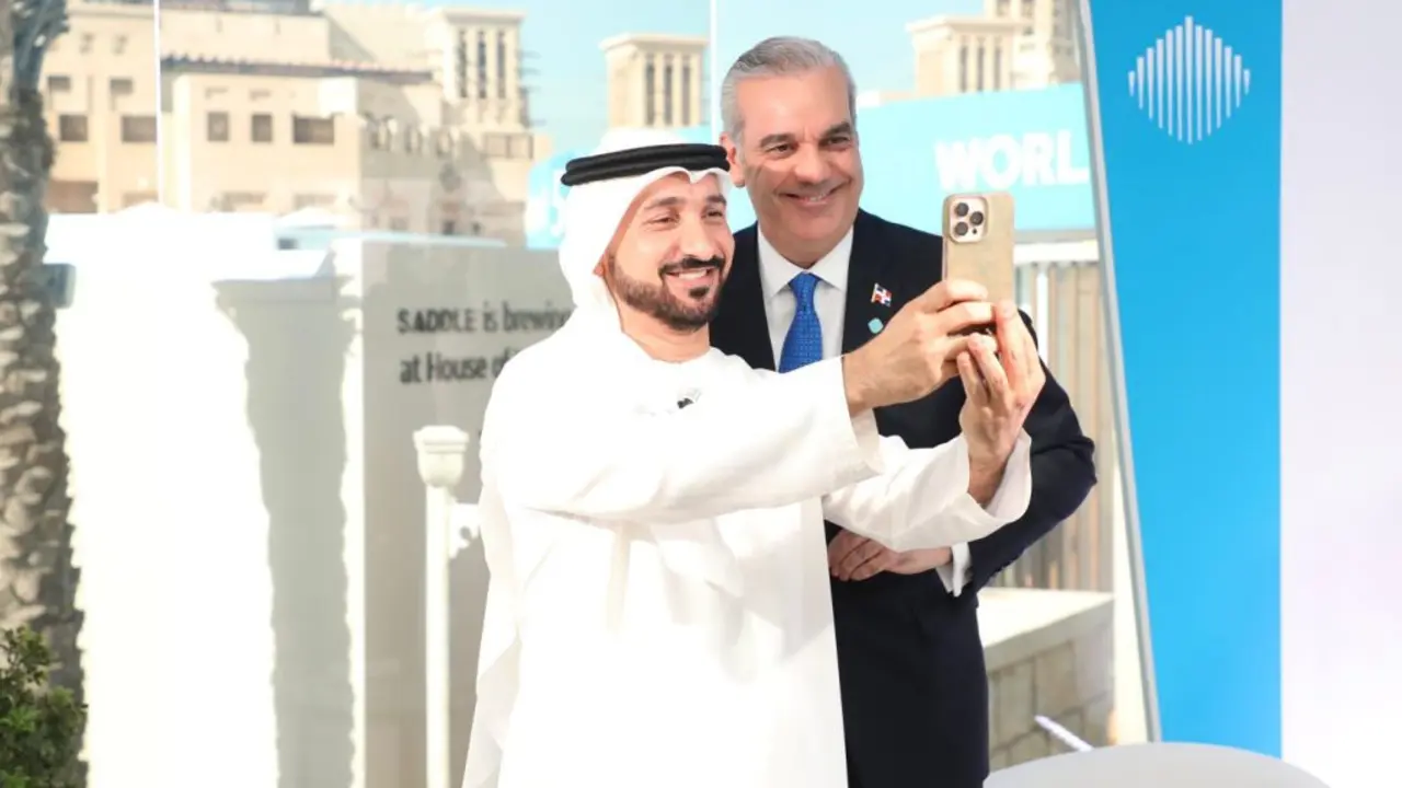 El presidente Luis Abinader fue entrevistado por Abu Dhabi TV en el marco de la Cumbre Mundial de Gobiernos 2026. | FOTO EXTERNA