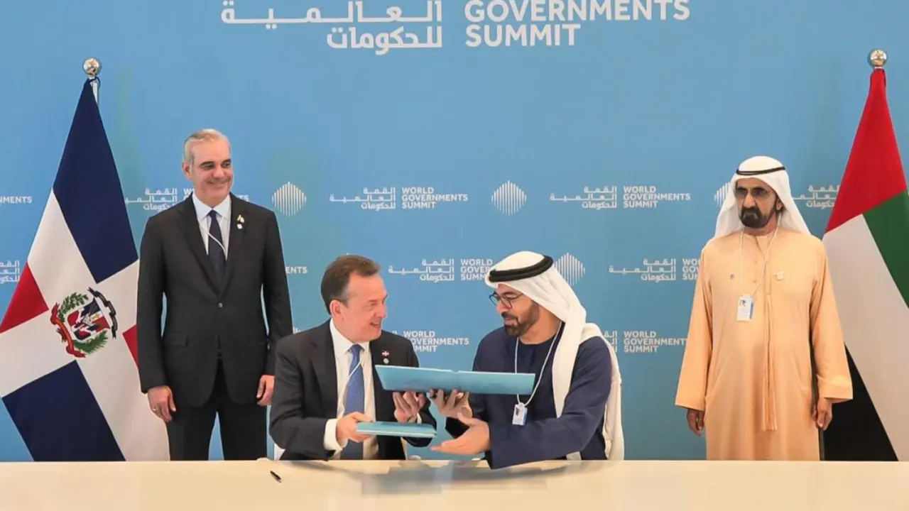 El presidente Luis Abinader y el jeque Mohammed bin Rashid Al Maktoum fungieron como testigos de honor. | FOTO EXTERNA