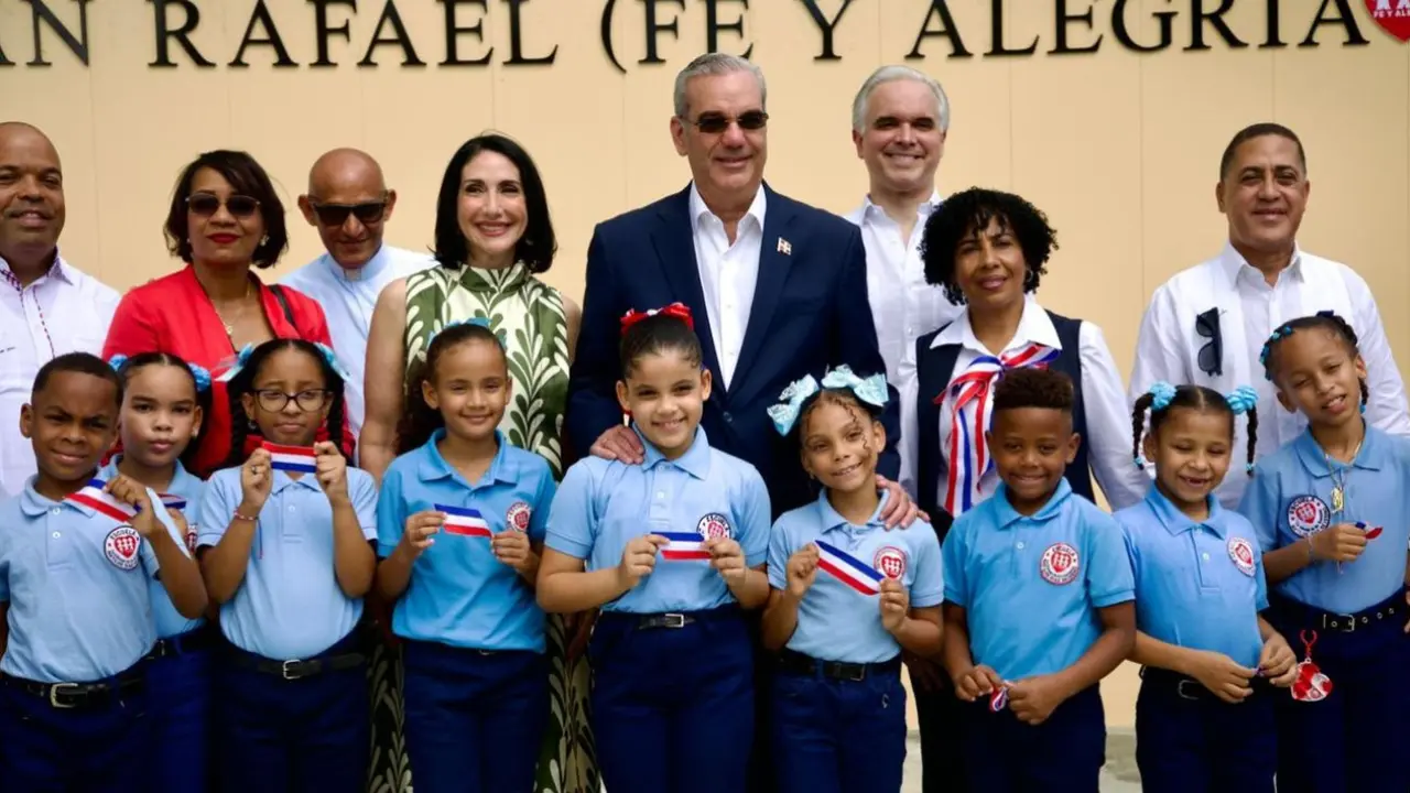 Acto de inauguraci&oacute;n de la escuela primaria San Rafael. | FOTO: PRESIDENCIA